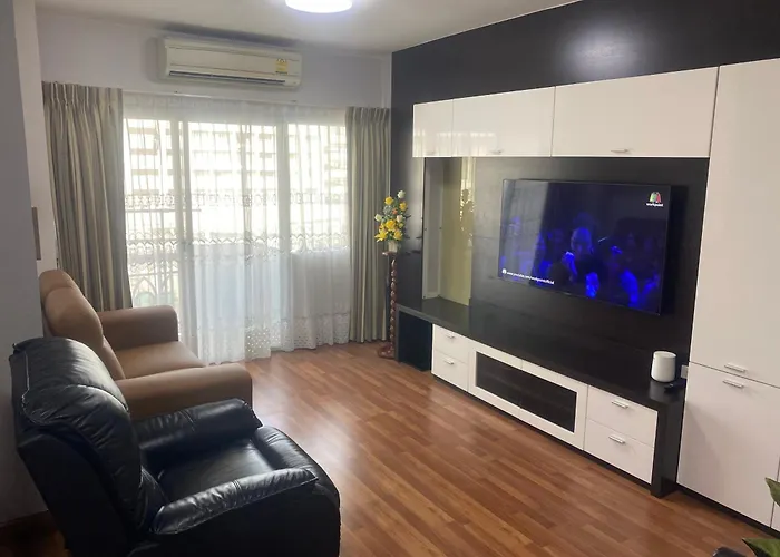 Penthouse By Jj * Bangkok